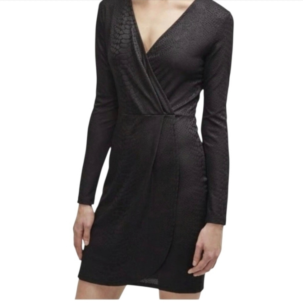 3/$15 French Connection Faux Wrap Dress Snake Jacquard Fitted NWT Black 8